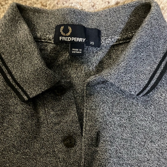 Fred Perry Charcoal Polo Shirt for Men - Picture 4 of 4